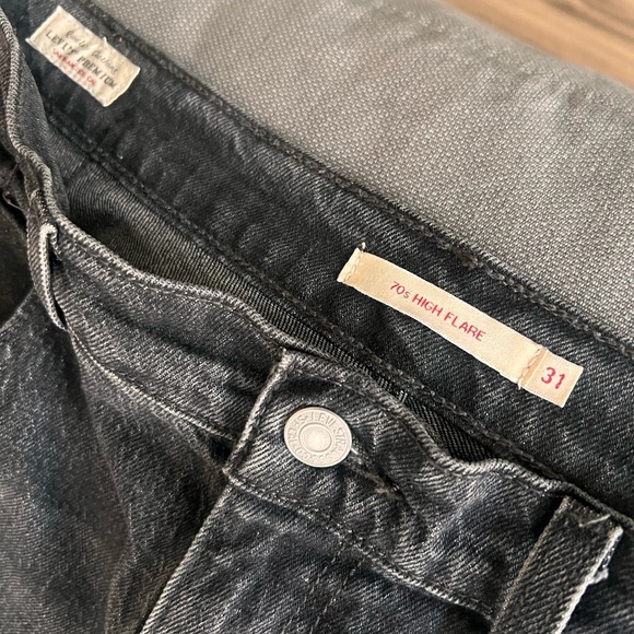 Levi's 70s High Flare Jeans - Picture 5 of 9